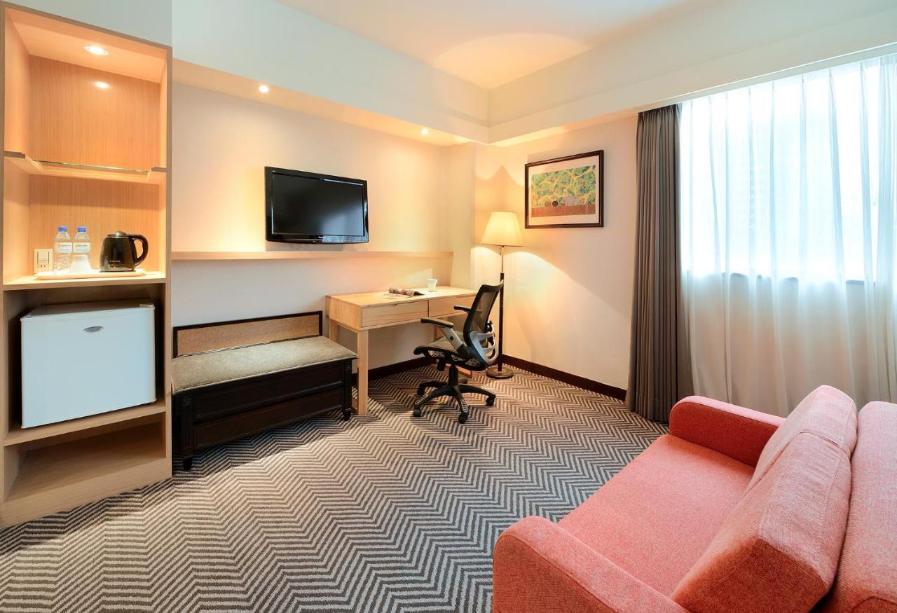 Green Garden Apartment *